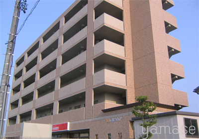 志都呂6階建てマンション